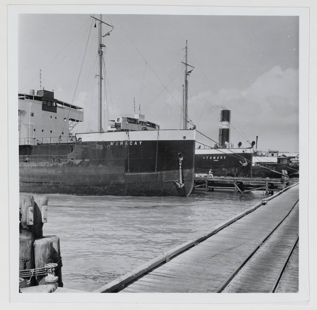 Muelle en el lago de Maracaibo hacia 1930, en los años de la gran inmigración