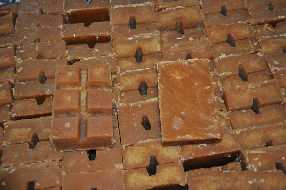 Bloques de papelón apilados