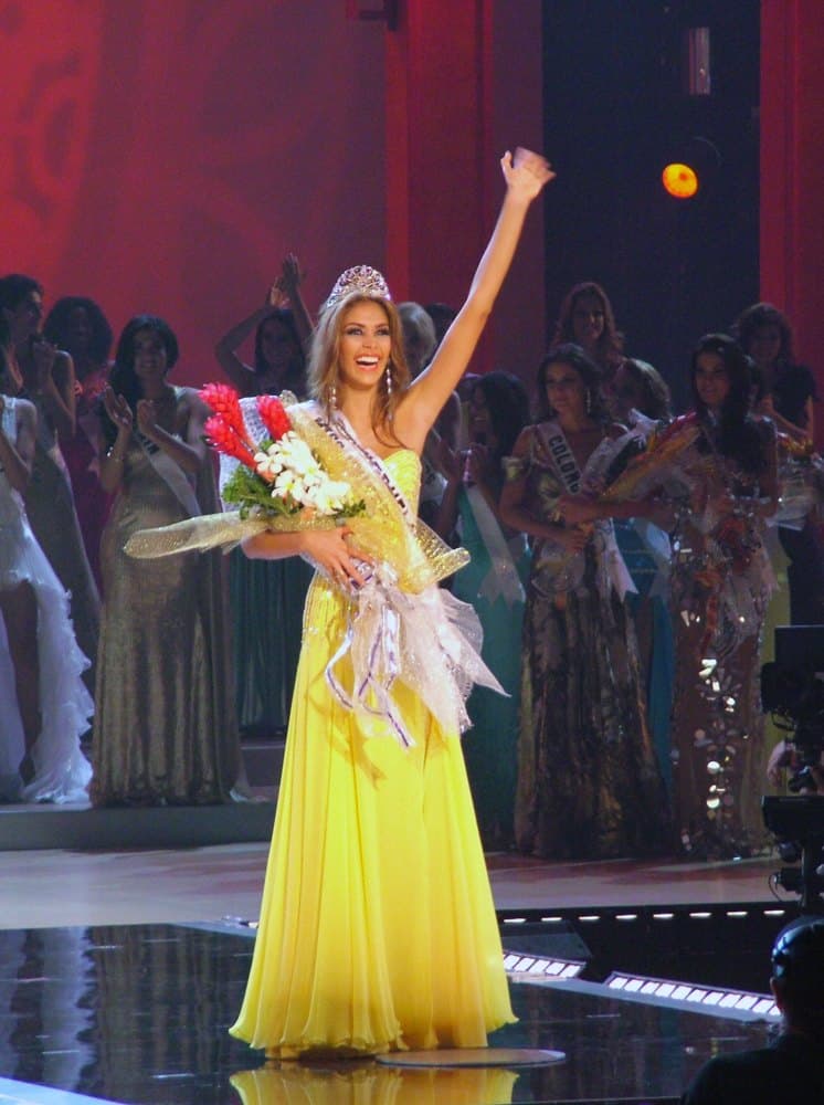 Dayana Mendoza · Miss Universe 2008